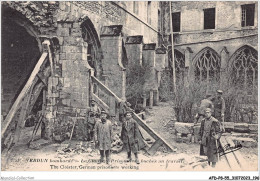 AFDP8-55-0929 - VERDUN Bombardé - Le Cloitre - Prisonniers Boches Au Travail - Verdun