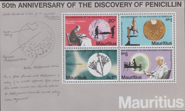 MAURITIUS - 1978 - FLEMING DISCOVERY OF PENICILLIN SOUVENIR SHEET MINT NEVER HINGED,SG CAT£10 - Mauricio (1968-...)