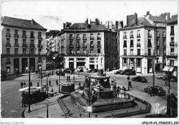 AFQP2-44-0153 - NANTES - La Place Royal Vers La Rue Crébillon  - Nantes