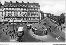 AFQP2-44-0160 - NANTES - La Place Du Commerce Vers Le Cours Franklin-roosevelt  - Nantes
