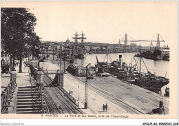 AFQP1-44-0014 - NANTES - Le Port Et Les Quais - Pris De L'hermitage  - Nantes