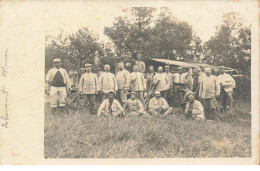 AHGP12-0013- 55 LAHEYCOURT PHOTO DE GROUPE HOMMES MILITAIRES MILITARIA - Autres & Non Classés