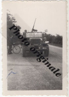 Photo Originale Militaires Soldats Armée Guerre Année Lieu ? Camion Militaire Armé DODGE US Truck Américain Libération ? - Andere Kriege