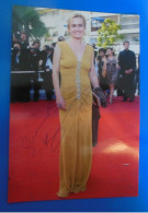 AUTOGRAPHE DE SANDRINE BONNAIRE SUR PHOTO - Acteurs & Comédiens