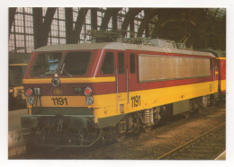 CHEMINS DE FER BELGES : LA BB 1191 BENELUX À ANVERS CENTRAL . JUIN 1986 - Trains