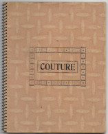 Ancien Cahier Pratique Scolaire Couture (page Quadrillé Et Page Cartonnée Alternée) - Other & Unclassified