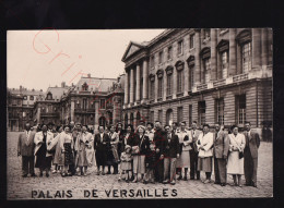 Versailles - Palais De Versailles - Groupe En Excursion - Fotokaart - Versailles