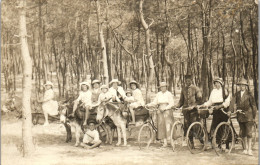 CP Carte Photo D'époque Photographie Vintage Sables D'Olonne Vélo Bicyclette âne - Couples