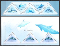 Guinea 2 MNH Minisheets From 2011 - Dolphins