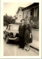 Photographie Photo Vintage Snapshot Amateur Automobile Voiture Couple  - Personas Anónimos