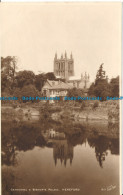 R109559 Cathedral And Bishops Palace. Hereford. Walter Scott. No R7. RP - Monde