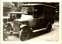 Photographie Photo Vintage Snapshot Amateur Automobile Camion Calionnette - Trains
