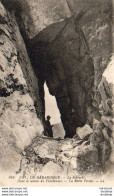 D88  GERARDMER  La Schlucht. Dans Le Sentier Du Frankental- La Roche Percée  ..... - Gerardmer