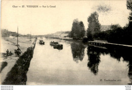 D18  VIERZON  Sur Le Canal  .........  Péniches Halées Par Des ânes - Vierzon