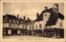 CPA Tannay Nièvre, Place De La Hôtel De Ville - Andere & Zonder Classificatie
