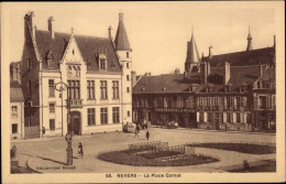 CPA Nevers Nièvre, Place Carnot - Other & Unclassified