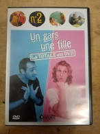 Un Gars Une Fille Nº 2 - Other & Unclassified