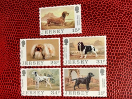 JERSEY 1988 5v Neuf MNH ** Mi 430 / 434 Perro Dog Pet Cão Hund Cane - Chiens