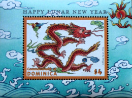 DOMINICA - 2000 - BF NEUF** MNH - LUNAR YEAR OF THE DRAGON - CHINESE ASTROLOGY - ANNEE LUNAIRE DRAGON - Dominica (1978-...)