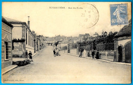 CPA 27 NONANCOURT Eure - Rue Des Ecoles ° G. Foucault édit. - Autres & Non Classés