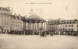 56 - Lorient - La Place Alsace Lorraine - Animée - Correspondance - Oblitération Ronde De 1927 - CPA - Voir Scans Recto- - Lorient