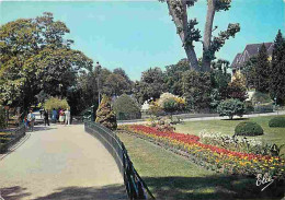 03 - Vichy - Une Allée Du Parc Et Son Joli Jardin - Fleurs - Carte Neuve - CPM - Voir Scans Recto-Verso - Vichy