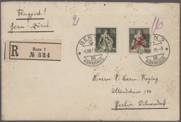 Schweiz: 1919-1960er Jahre - "FLUGPOST": Kollektion Von Rund 350 Briefen, Postka - Collections
