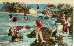 Cpa CHATELAILLON 17 Photomontage, Baigneuses, Pêcheuses - Châtelaillon-Plage