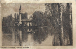 ROMANIA BUCURESTI - CAROL PARK WITH THE MOSQUE, ARCHITECTURE, LAKE, PEOPLE ON BOATS - Rumania