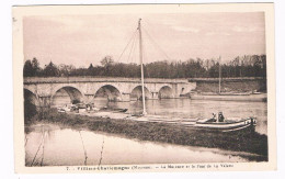 FR-5195  VILLIERS-CHARLEMAGNE : La Meyenne Et Le Pont De La Valette ( Peniche) - Chateau Gontier