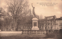 15 Saint Flour Fontaine De La Renommée Et Les Promenades CPA - Saint Flour