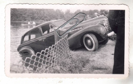 PHOTO AUTO VOITURE ANCIENNE ACCIDENTEE A IDENTIFIER - Cars