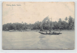 Sri Lanka - Fishing Boats - SEE SCANS FOR CONDITION - Publ. Plâté & Co.  - Sri Lanka (Ceilán)