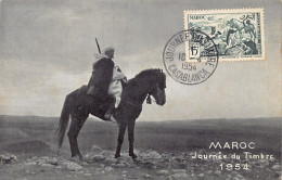 Maroc - JOURNÉE DU TIMBRE 1954 - Dans Le Bled Marocain, Le Porteur De Courrier - Andere & Zonder Classificatie