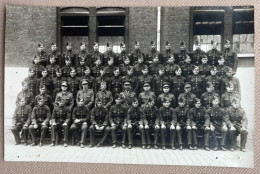 Groep Belgische Militairen / Groupe De Soldats Belges (7de Reg. Jagers Te Voet / 7ème Rég. De Chasseurs à Pied)  14x9 Cm - Guerre, Militaire