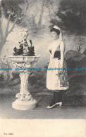 R110300 Old Postcard. Woman. B. Hopkins - Welt