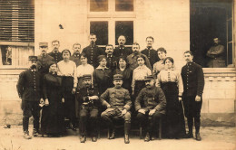 Amiens * Carte Photo Militaria 1917 * Régiment Militaire Soldats Militaires - Amiens