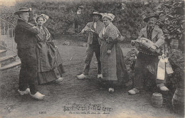 43-FOLKLORE D AUVERGNE-LA BOURREE-N°365-A/0143 - Autres & Non Classés