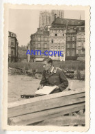 WW2 PHOTO ORIGINALE Soldat Allemand LW Dessine ? Proche Cathédrale à BRUXELLES BRUSSEL BELGIQUE BELGIË 1941 - 1939-45