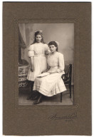 Fotografie Samson & Cie., Bern, Münzgraben 2, Schwestern In ähnlichen Kleidern  - Personnes Anonymes