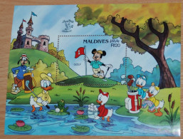 MALDIVES 1990, Disney, Golf, Souvenir Sheet, MLH* - Disney