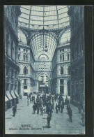 Cartolina Napoli, Interno Galleria Umberto I.  - Napoli (Neapel)