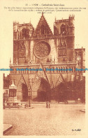 R110724 Lyon. Cathedrale Saint Jean. No 11 - Monde
