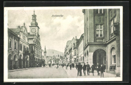 AK Hohenelbe / Vrchlabi, Strassenpartie Mit Passanten  - Czech Republic