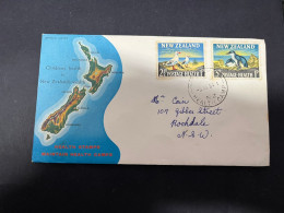 22-5-2024 (5 Z 49) New Zealand Older FDC - (posted To Australia) 1964 - Health Cover With Birds Stamps - FDC