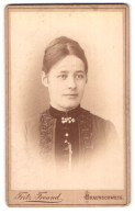 Fotografie Fritz Freund, Braunschweig, Casparistr. 3, Junge Dame Mit Hochsteckfrisur  - Anonyme Personen