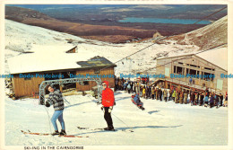 R111383 Skiing In The Cairngorms - Welt