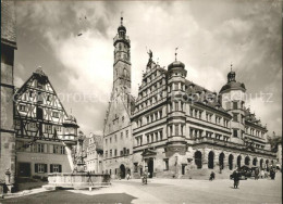 72196202 Rothenburg Tauber Rathaus Mit Marktplatz Und Herterichsbrunnen Rothenbu - Rothenburg O. D. Tauber