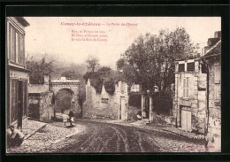 CPA Coucy-le-Chateau, La Porte De Chauny  - Chauny