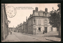 CPA La Ferté-Milon, La Poste, Rue De La Chaussée  - Other & Unclassified